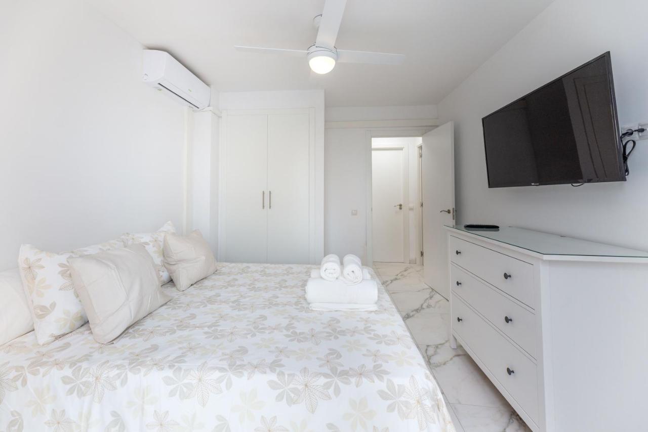 Vb Diana 2Bdrs With Fantastic Sea Views Apartman Benalmádena Kültér fotó