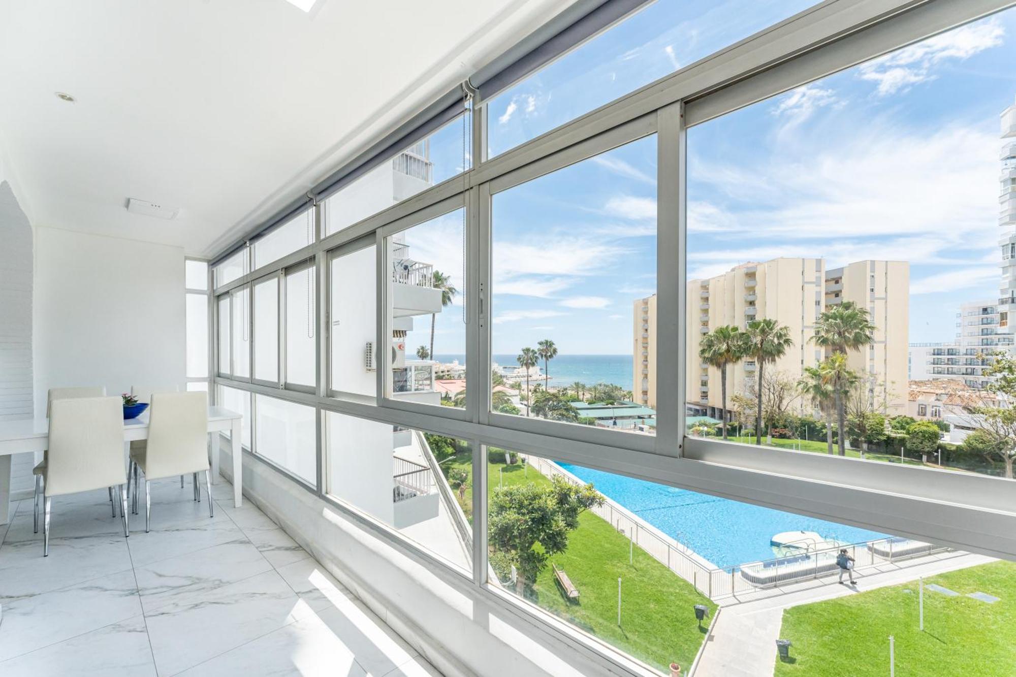 Vb Diana 2Bdrs With Fantastic Sea Views Apartman Benalmádena Kültér fotó