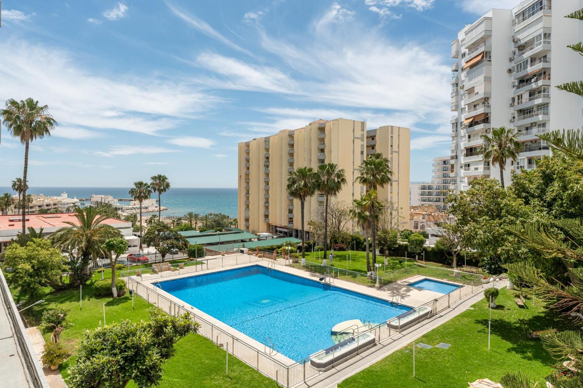 Vb Diana 2Bdrs With Fantastic Sea Views Apartman Benalmádena Kültér fotó