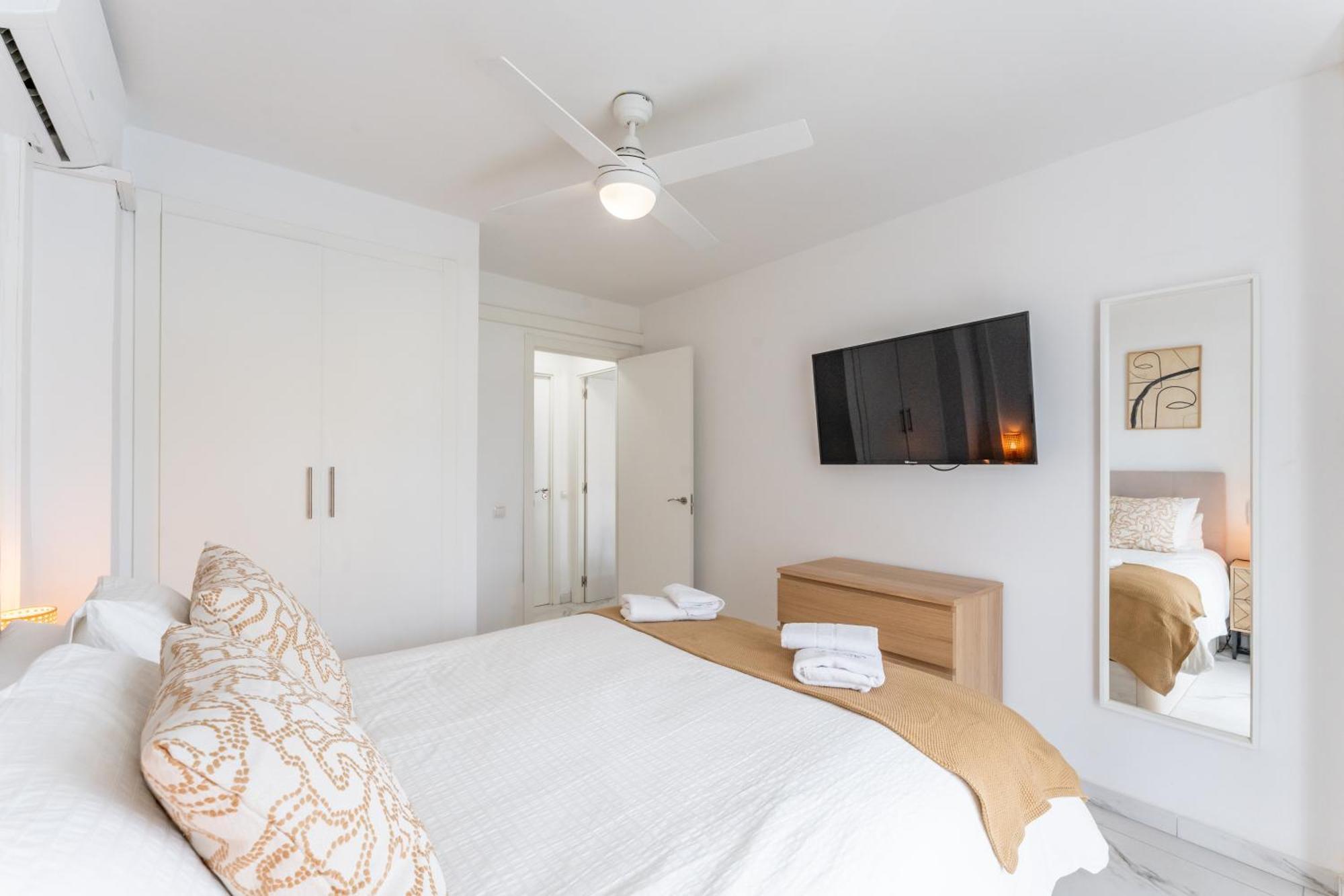 Vb Diana 2Bdrs With Fantastic Sea Views Apartman Benalmádena Kültér fotó